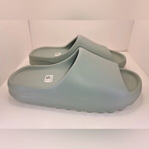Adidas Yeezy Slide Salt | Size 7 | Brand New (No Box)
